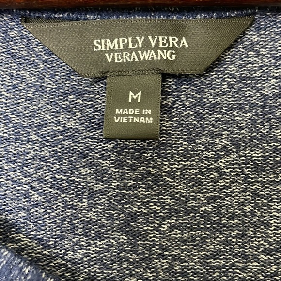 Simply Vera Vera Wang Blue Long Sleeve Mock Layer Top. Size Medium - Picture 2 of 8